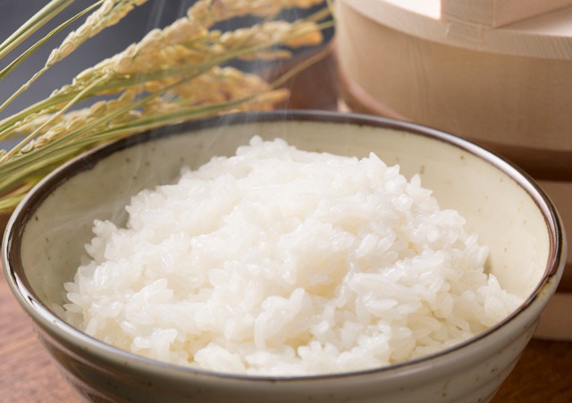農家直送のコシヒカリで毎日の食卓に白米・玄米をプラス！